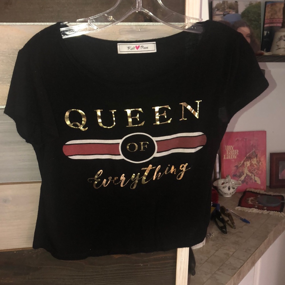 “Queen of Everything” Black Top